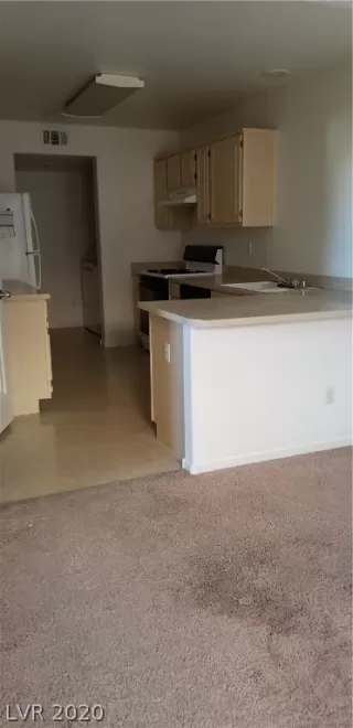 Photo #6: 2155528 Listing