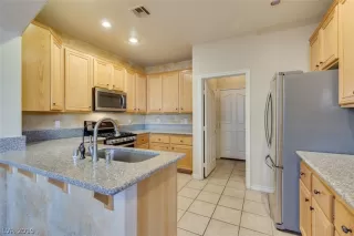 Photo #2: 2155561 Listing