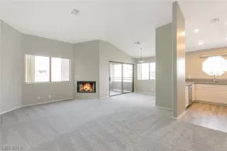 Photo #3: 2155633 Listing 