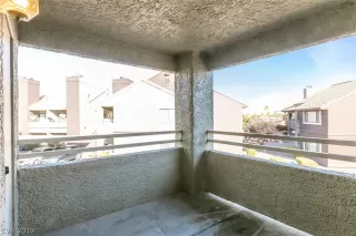 Photo #5: 2155633 Listing 