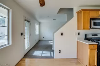 Photo #6: 2155636 Listing 