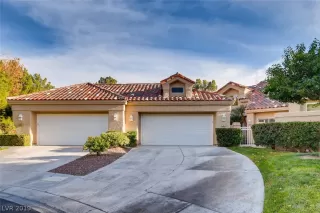 Photo #1: 2155671 Listing