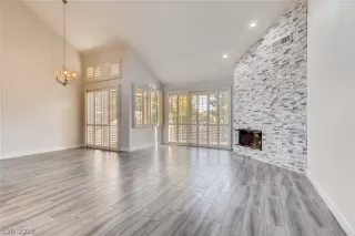 Photo #4: 2155671 Listing