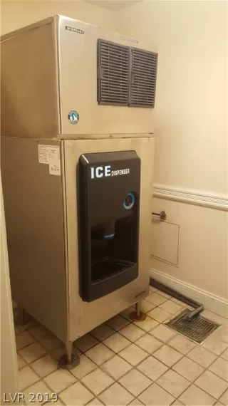 Photo #6: 2155681 Listing