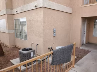 Photo #2: 2155684 Listing