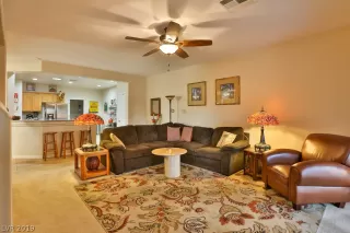 Photo #5: 2155757 Listing