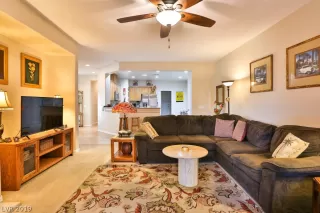 Photo #6: 2155757 Listing