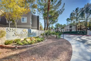 Photo #2: 2155789 Listing