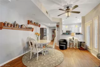 Photo #6: 2155789 Listing