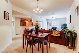 Photo #2: 2155864 Listing