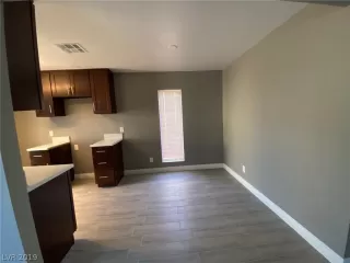 Photo #2: 2155865 Listing