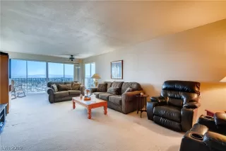 Photo #1: 2155888 Listing