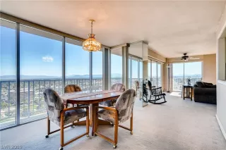 Photo #2: 2155888 Listing