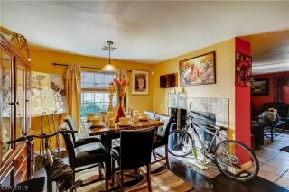 Photo #2: 2155910 Listing 