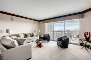 Photo #3: 2155956 Listing 