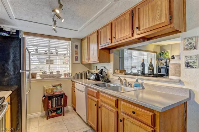 MLS: 2155963 Condo For Sale