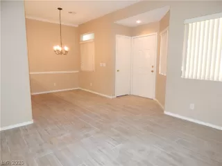 Photo #4: 2156144 Listing 