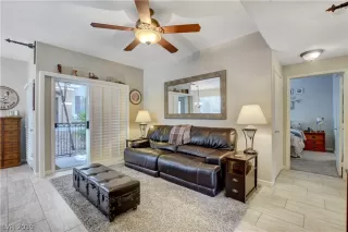 Photo #1: 2156176 Listing