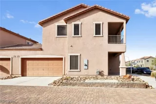 Photo #1: 2156186 Listing