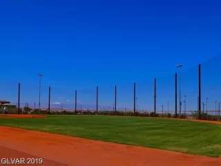 Photo #4: 2156232 Listing 