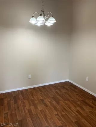 Photo #6: 2156265 Listing