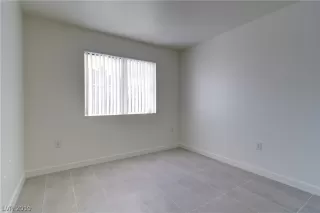 Photo #4: 2156285 Listing 