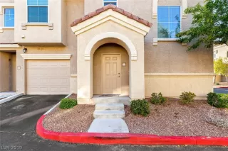 Photo #2: 2156344 Listing