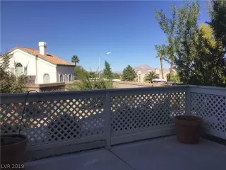 Photo #4: 2156379 Listing 