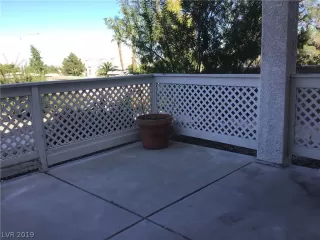 Photo #5: 2156379 Listing 