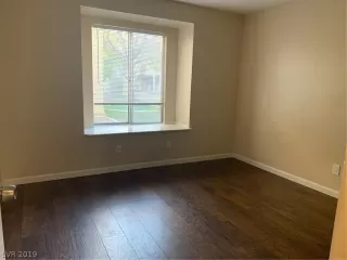 Photo #5: 2156399 Listing 