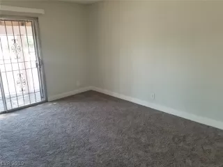 Photo #4: 2156419 Listing 