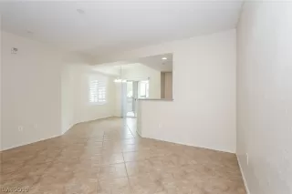 Photo #1: 2156430 Listing