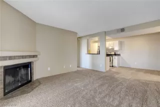 Photo #1: 2156431 Listing 