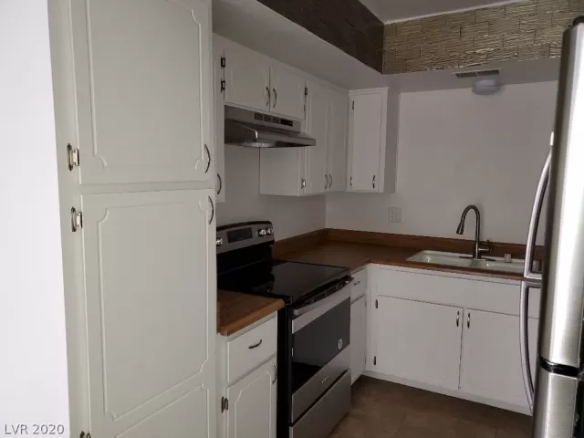 MLS: 2156435 Condo For Sale