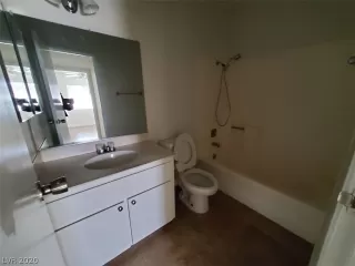 Photo #5: 2156435 Listing 