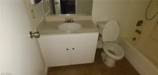 Photo #6: 2156435 Listing 