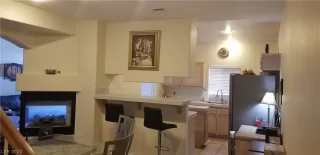 Photo #5: 2156469 Listing