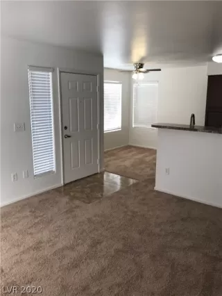 Photo #6: 2156519 Listing