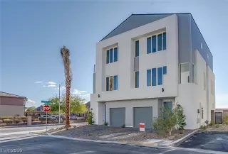 Photo #2: 2156552 Listing