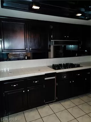 Photo #5: 2156572 Listing 