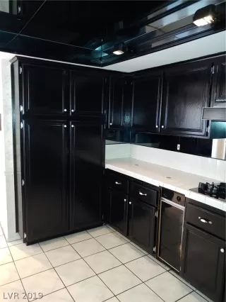 Photo #6: 2156572 Listing 