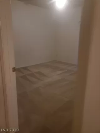 Photo #4: 2156721 Listing 