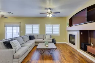 Photo #6: 2156748 Listing 