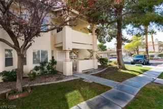 Photo #1: 2156755 Listing