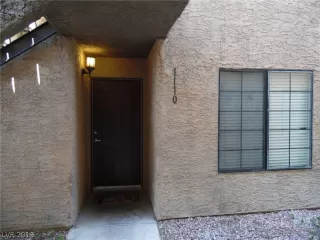 Photo #1: 2156819 Listing 