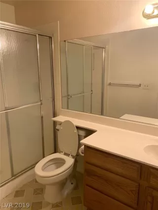 Photo #5: 2156843 Listing 