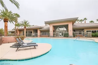 Photo #1: 2156876 Listing 