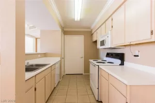 Photo #1: 2156880 Listing 