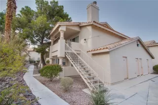 Photo #2: 2156964 Listing