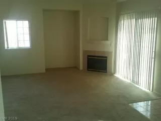 Photo #6: 2157051 Listing 